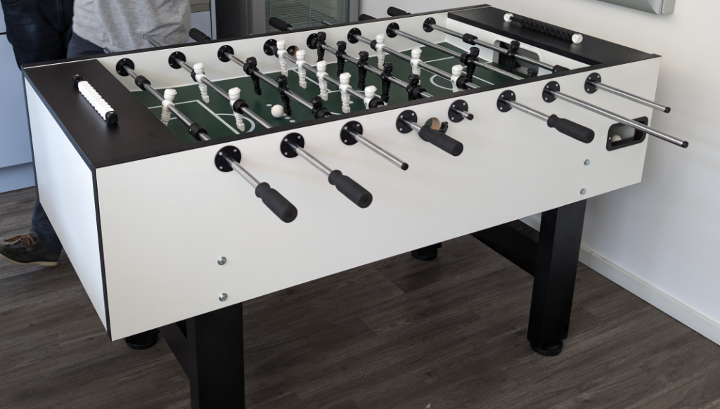 tischkicker thales group